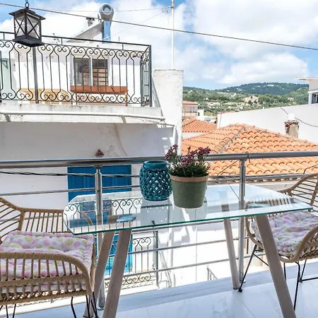 Inna Luxury In The Center Apartament Skiathos