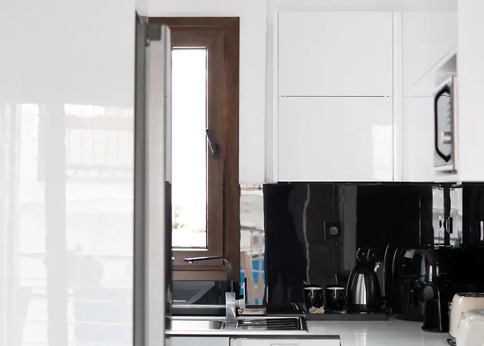 Inna Luxury In The Center *